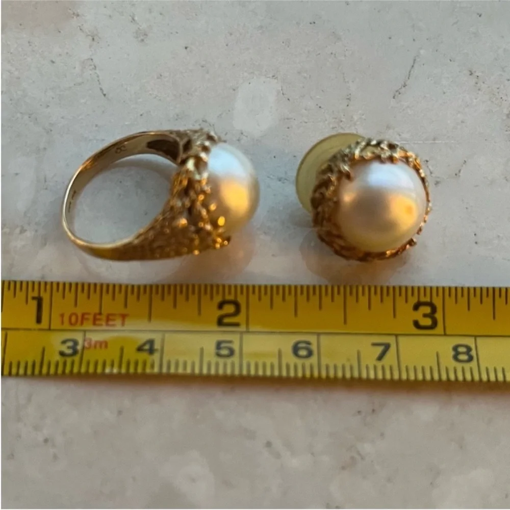 Stunning Vintage Estate 1980s 14k Gold Mobe Pearl Stud Earrings & Ring Set